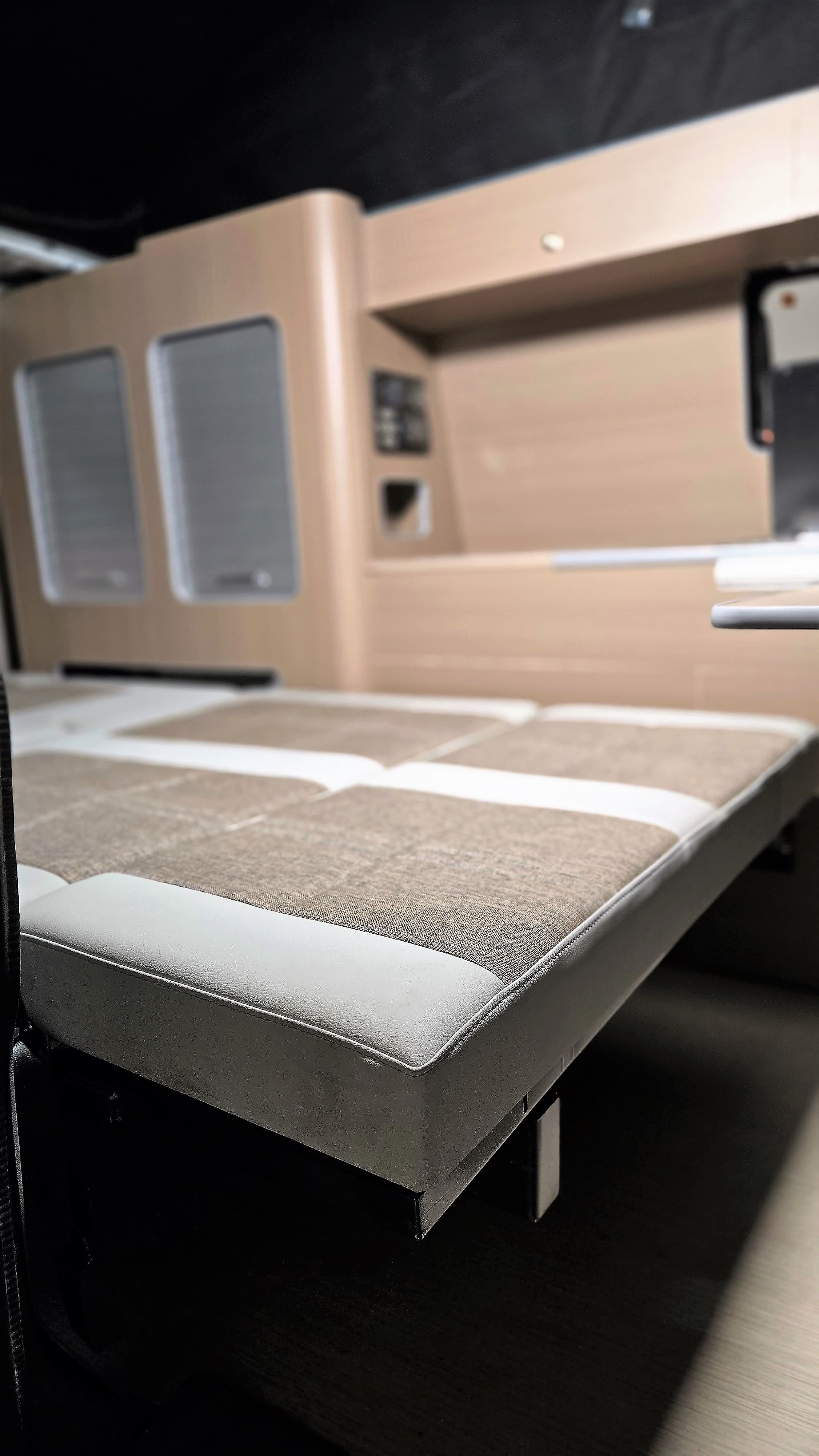 VW T6 BusCamper | NIEUWE Inbouw | 5-Pers | Lang|Direct Klaar - 14