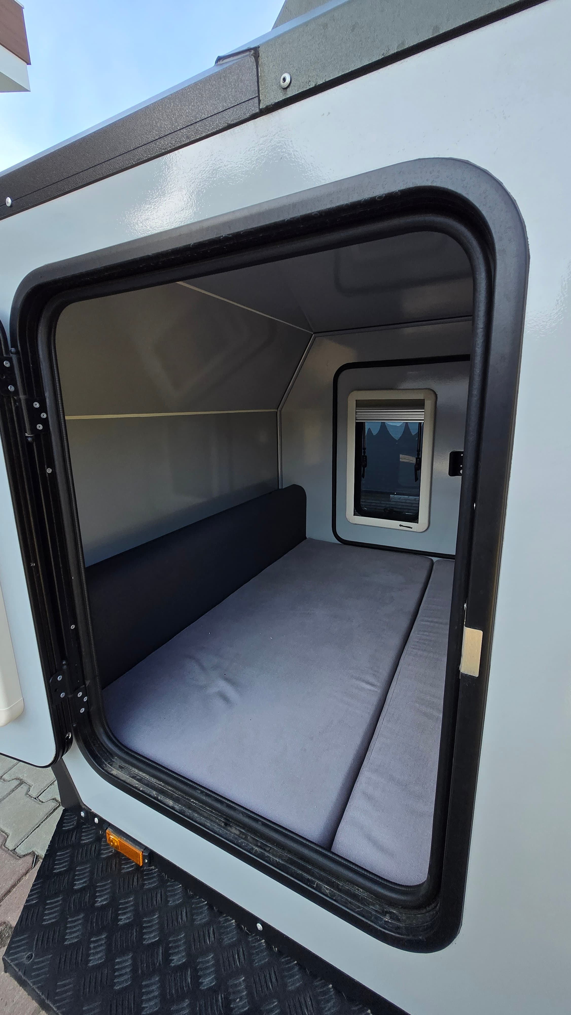 Compact OffRoad Caravan VCAMP-Zero - 25
